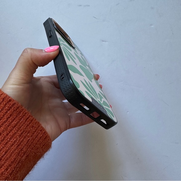 BURGA > iPhone 14 Pro Max Case - Picture 4 of 6